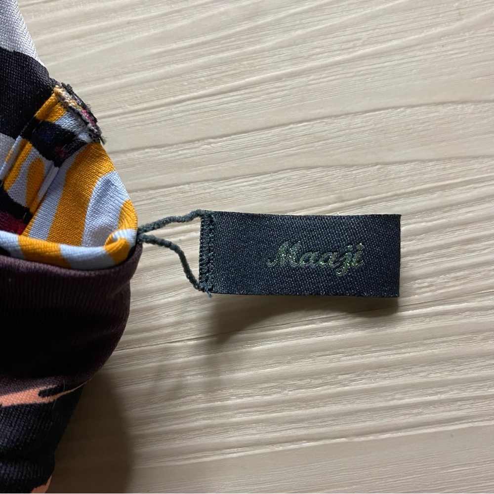 Maaji •• Classy Reversible Underwire Bikini Top - Picture 4 of 6